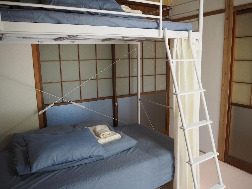 Guesthouse ＆ Beach Cafe Fuego Hyuga Номер фото